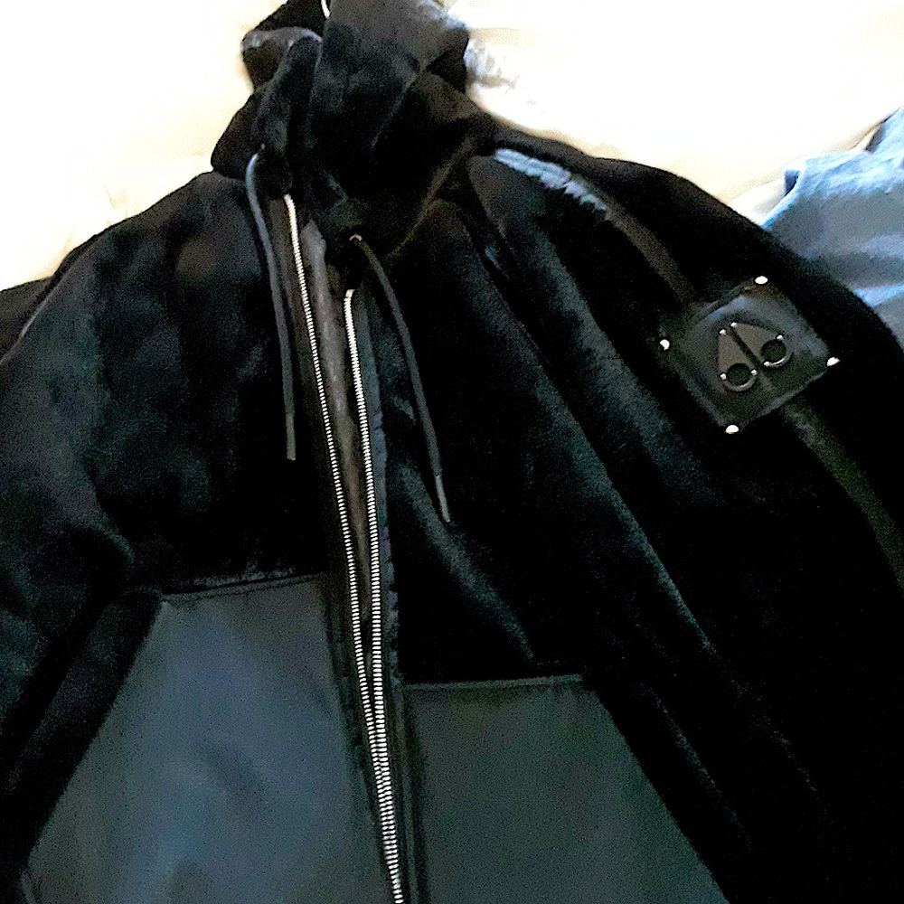 MOOSEKNUCKLES Faux-Fur Parka,(very warm cold rating) size XL, NEW. Luxury STYLE!